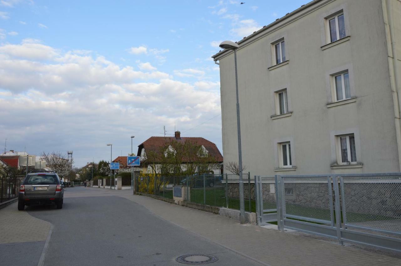 Apartmanovy Byt Třeboň Exterior foto
